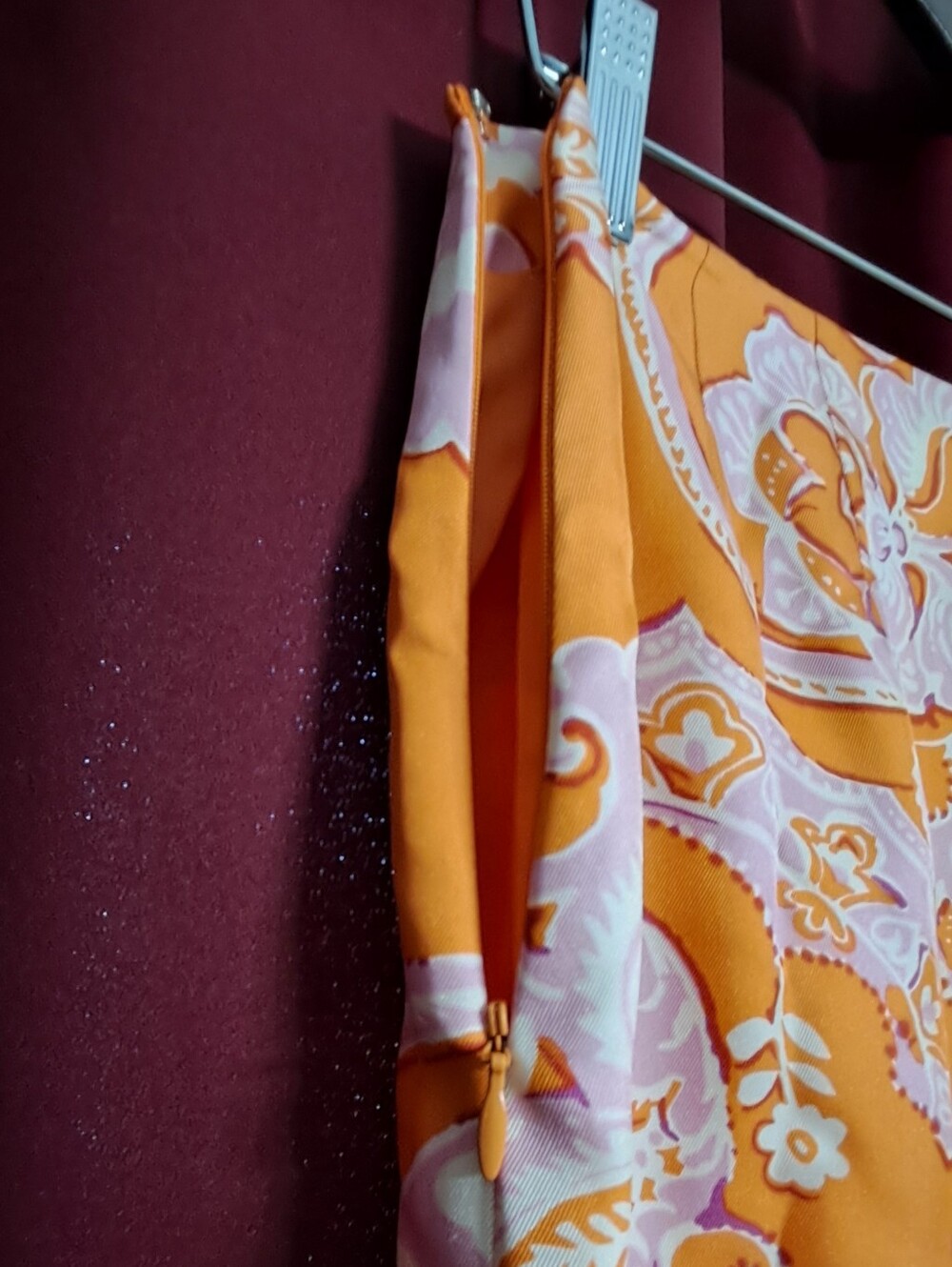 Ann Taylor 100% Silk Sz. 6 Orange and Pink Skirt - Picture 4 of 14